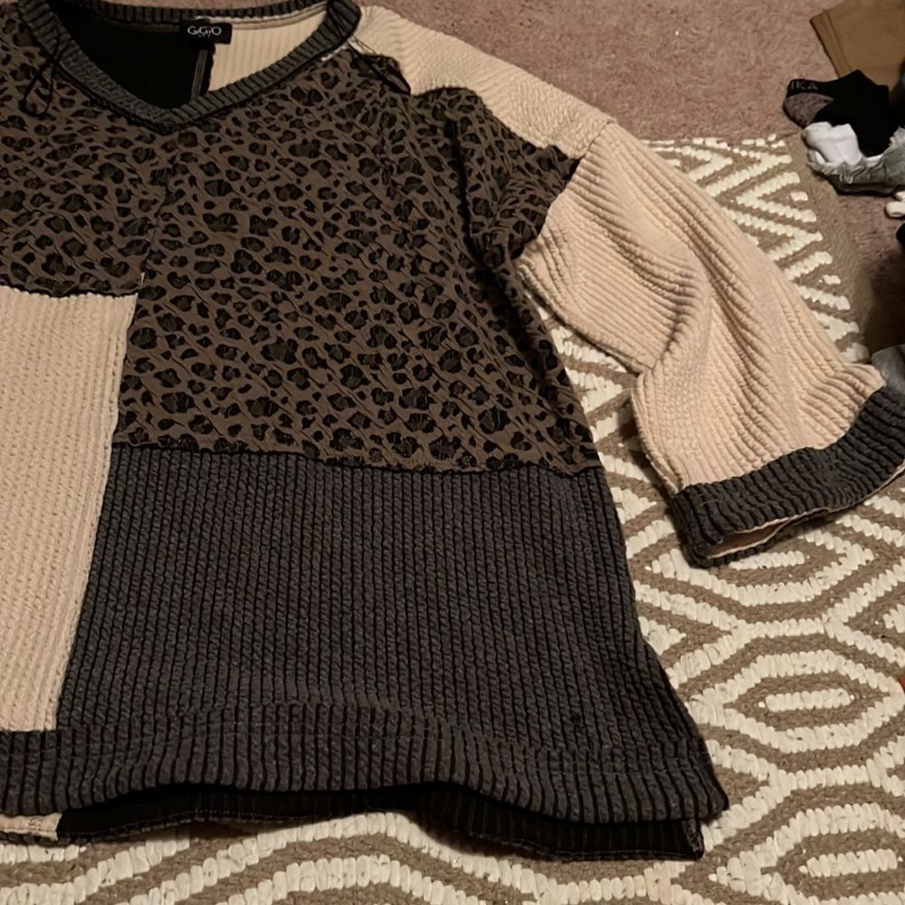 Gigio Sweaterl View 2